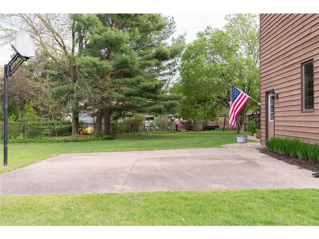 1501 Grover Road Eau Claire WI 54701 7075081 image52