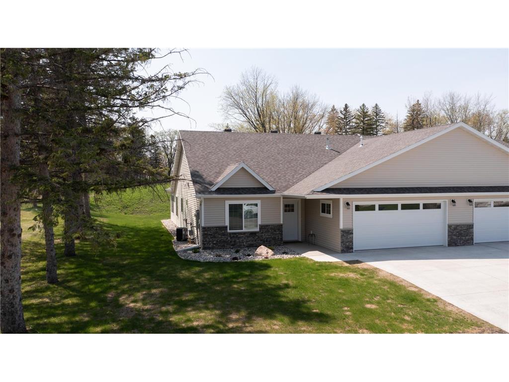 1501 N Park Street Fergus Falls MN 56537 6371856 image1