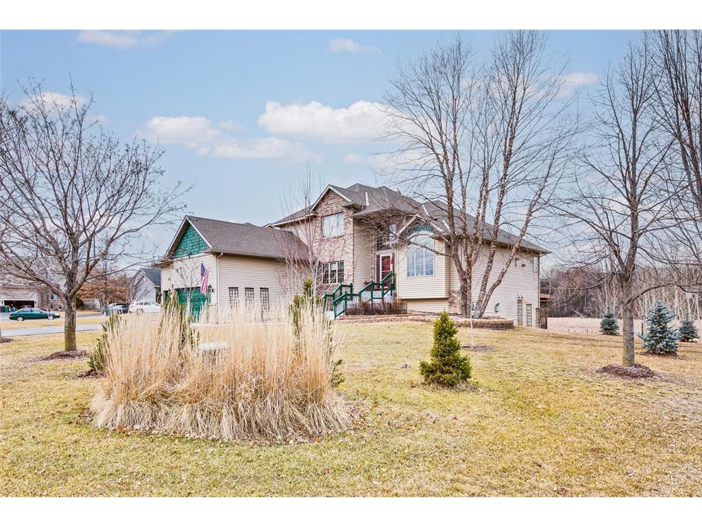 1501 Oakview Court Lino Lakes MN 55038 6459395 image1