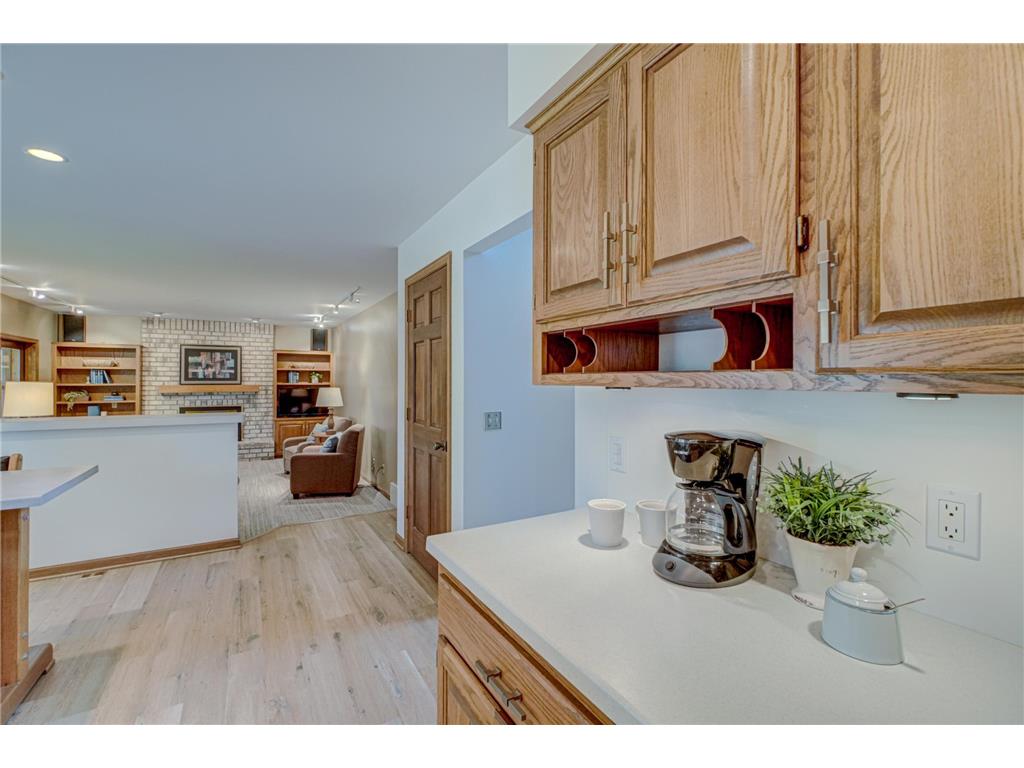 1501 Royal Lane Arden Hills MN 55112 7046692 image14