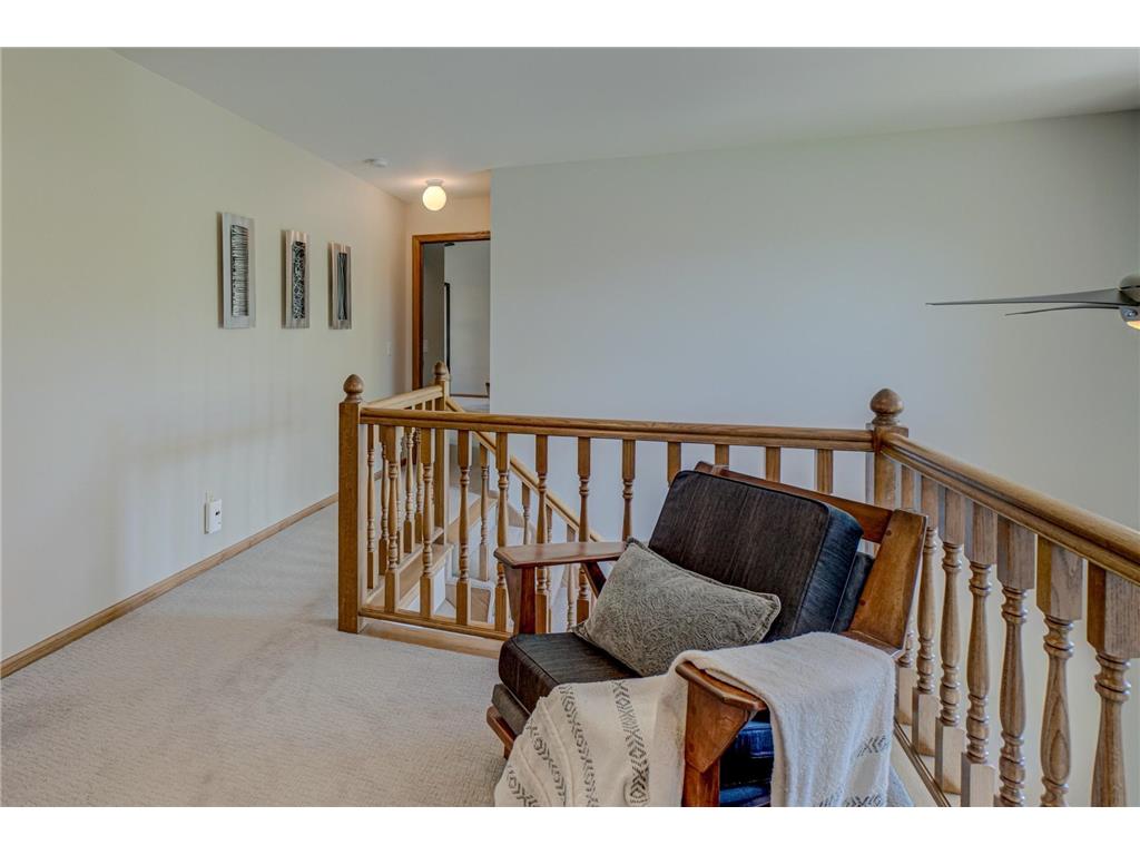 1501 Royal Lane Arden Hills MN 55112 7046692 image23