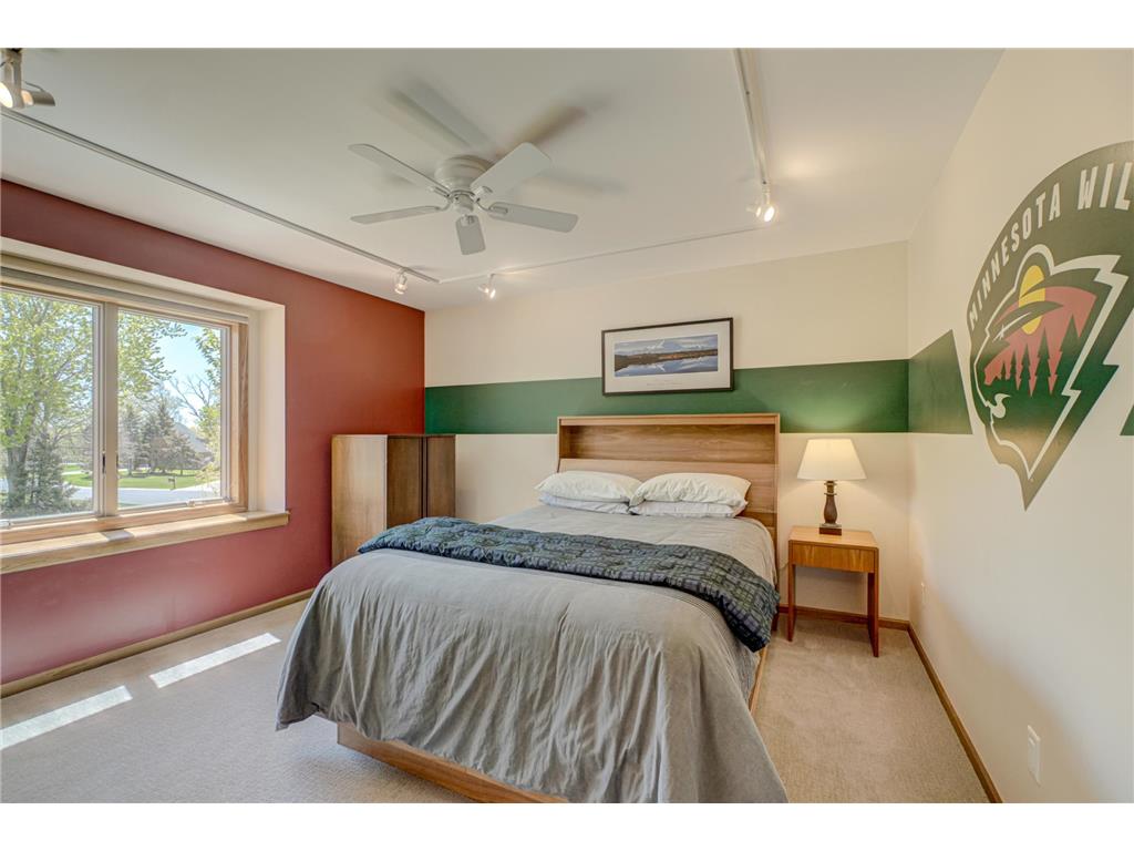 1501 Royal Lane Arden Hills MN 55112 7046692 image24
