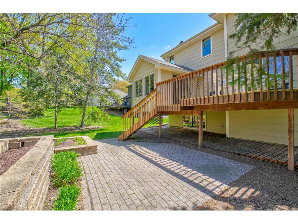 1501 Royal Lane Arden Hills MN 55112 7046692 image31