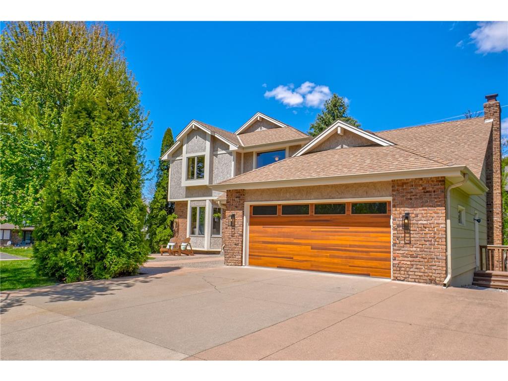 1501 Royal Lane Arden Hills MN 55112 7046692 image4