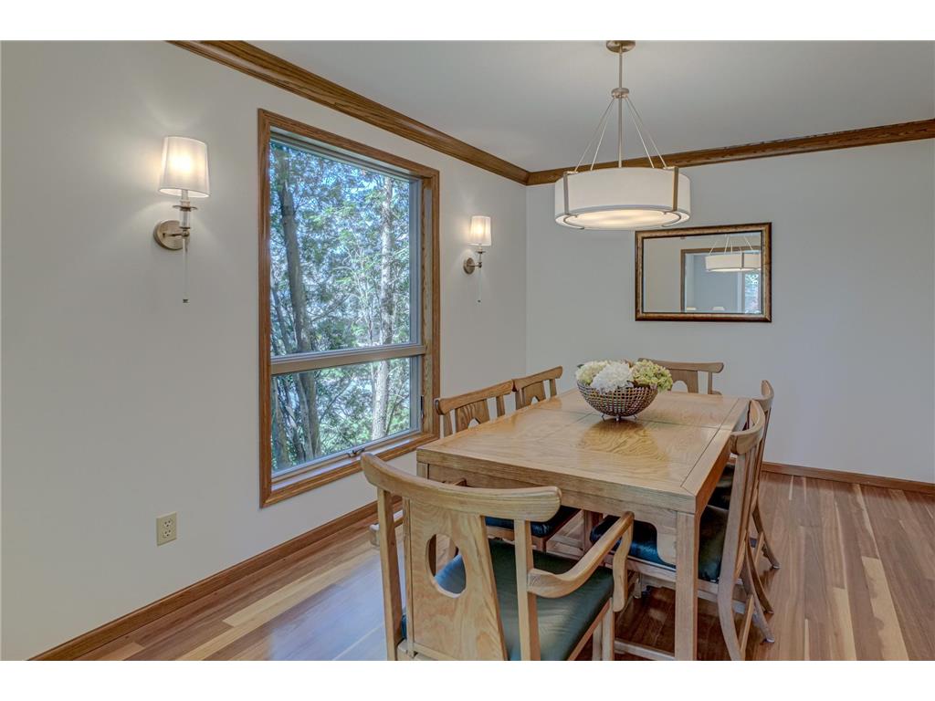 1501 Royal Lane Arden Hills MN 55112 7046692 image6