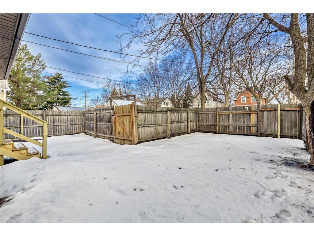 1501 Sherburne Avenue Saint Paul MN 55104 7009542 image21