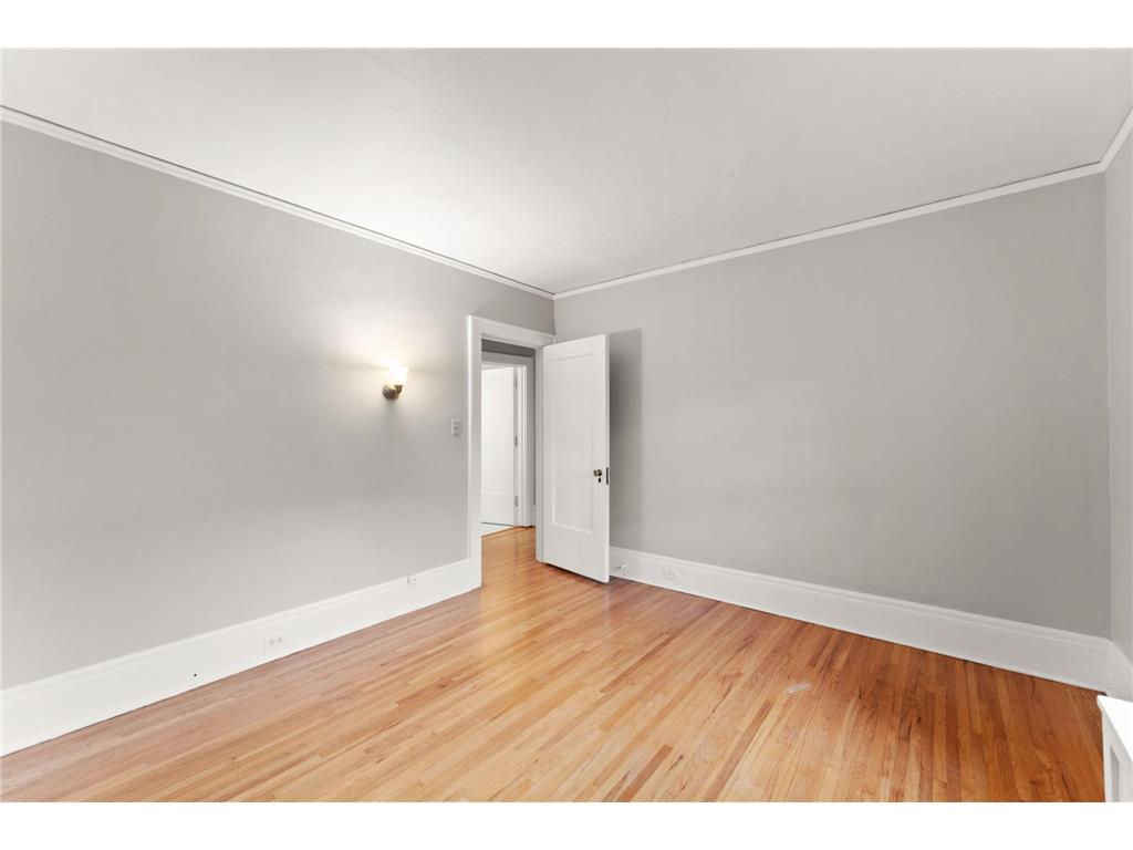 1501 Summit Avenue #B Saint Paul MN 55105 6767290 image13