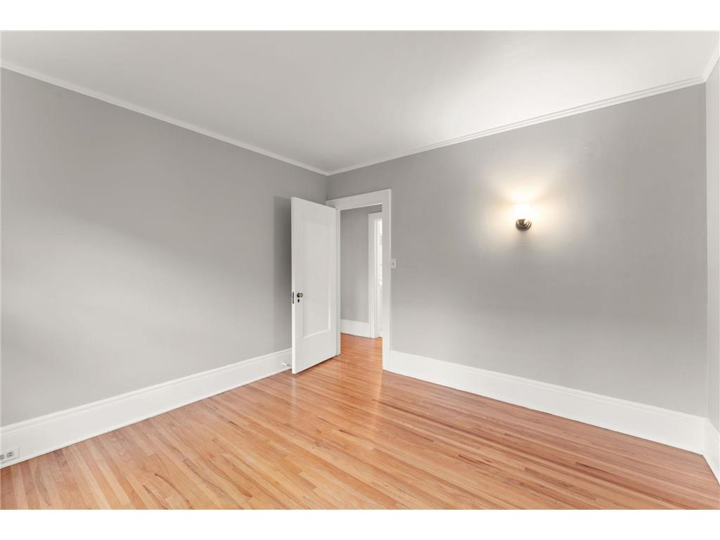 1501 Summit Avenue #B Saint Paul MN 55105 6767290 image15