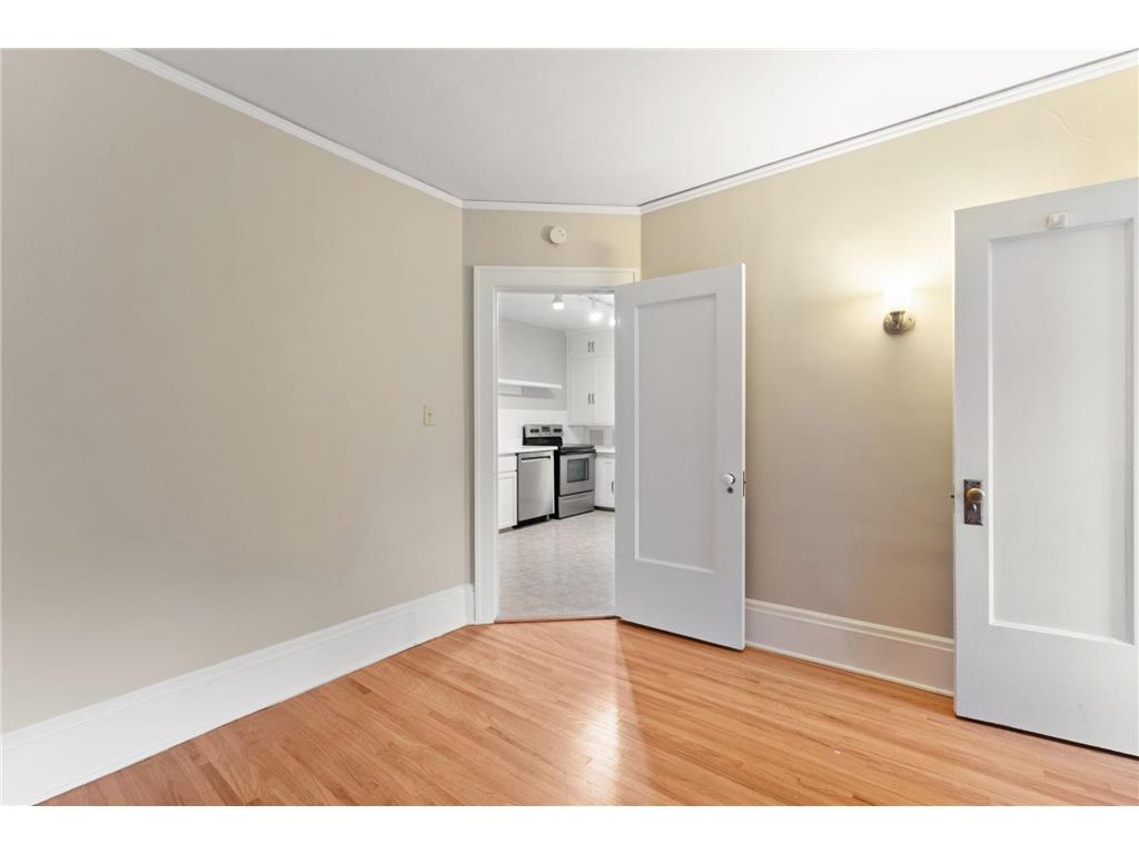 1501 Summit Avenue #B Saint Paul MN 55105 6767290 image17