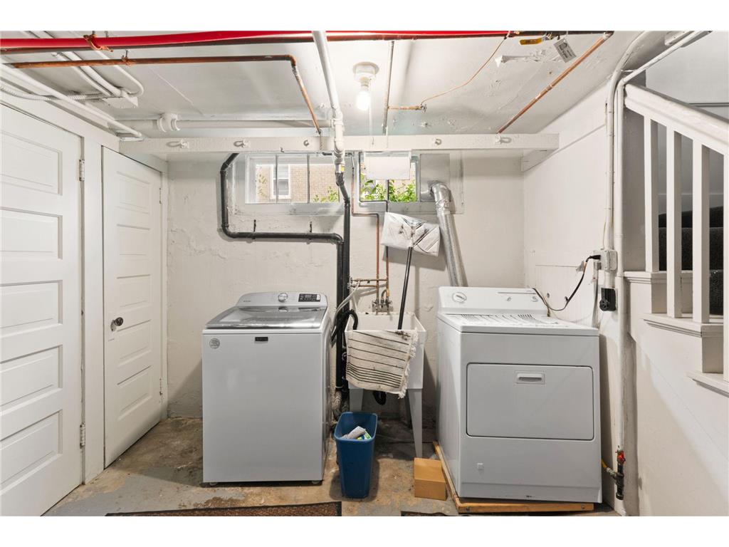 1501 Summit Avenue #B Saint Paul MN 55105 6767290 image20