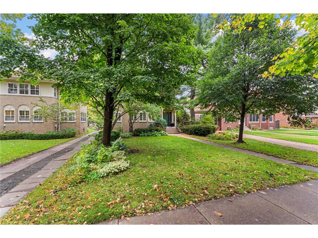 1501 Summit Avenue #B Saint Paul MN 55105 6767290 image24