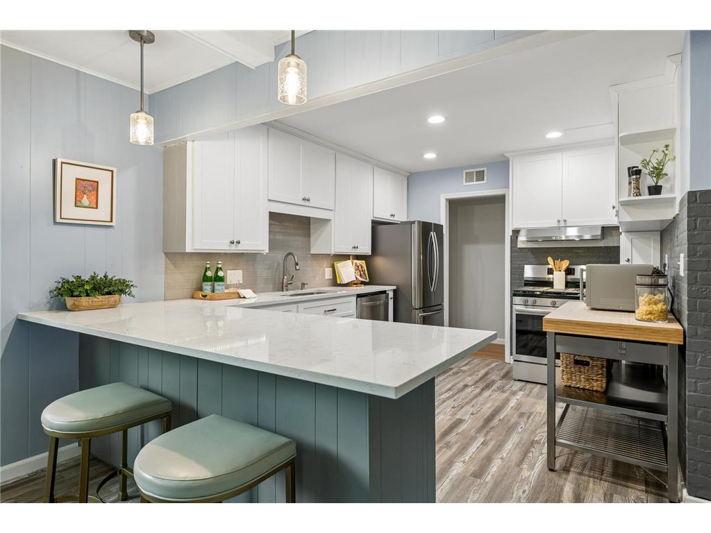 1501 Valders Avenue N Golden Valley MN 55427 7033607 image20
