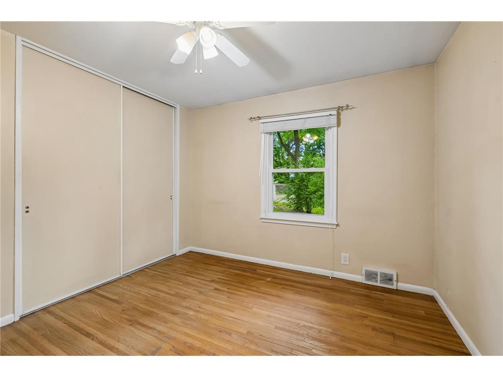 1501 Valders Avenue N Golden Valley MN 55427 7033607 image29