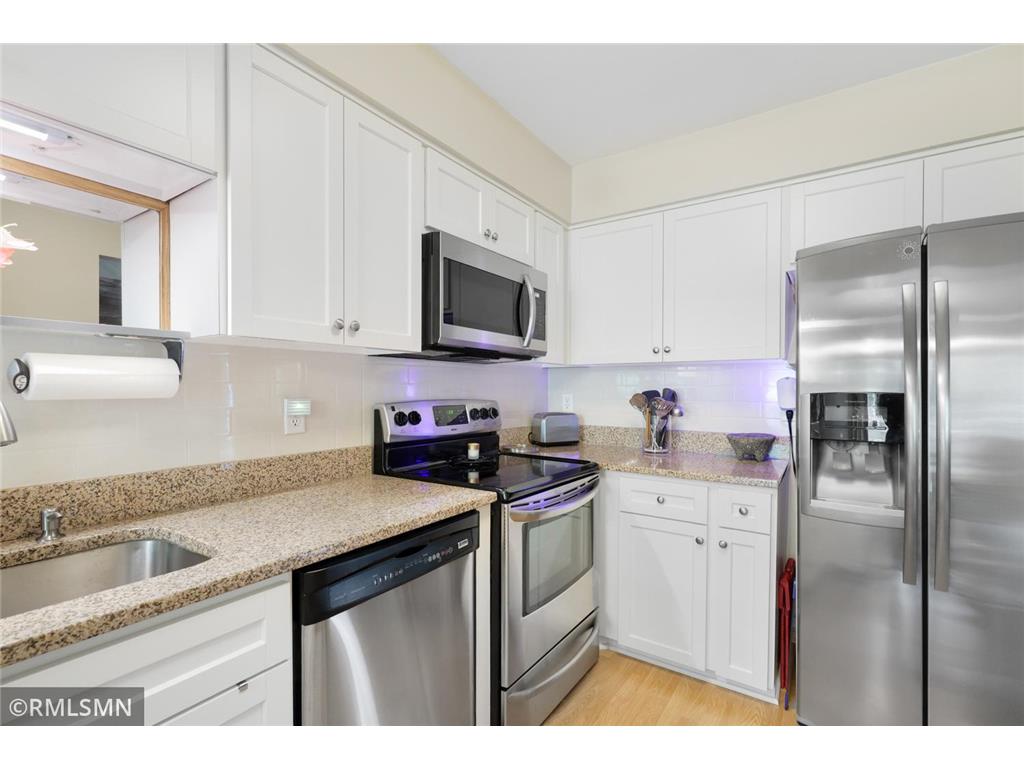 1501 W 140th Street Burnsville MN 55337 7093716 image12