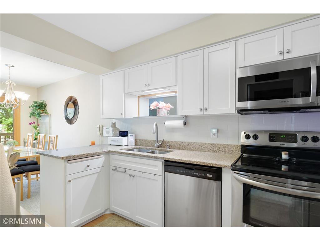 1501 W 140th Street Burnsville MN 55337 7093716 image13