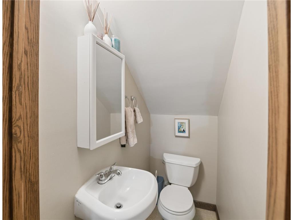 1501 Woodbury Lane Duluth MN 55803 7078969 image16