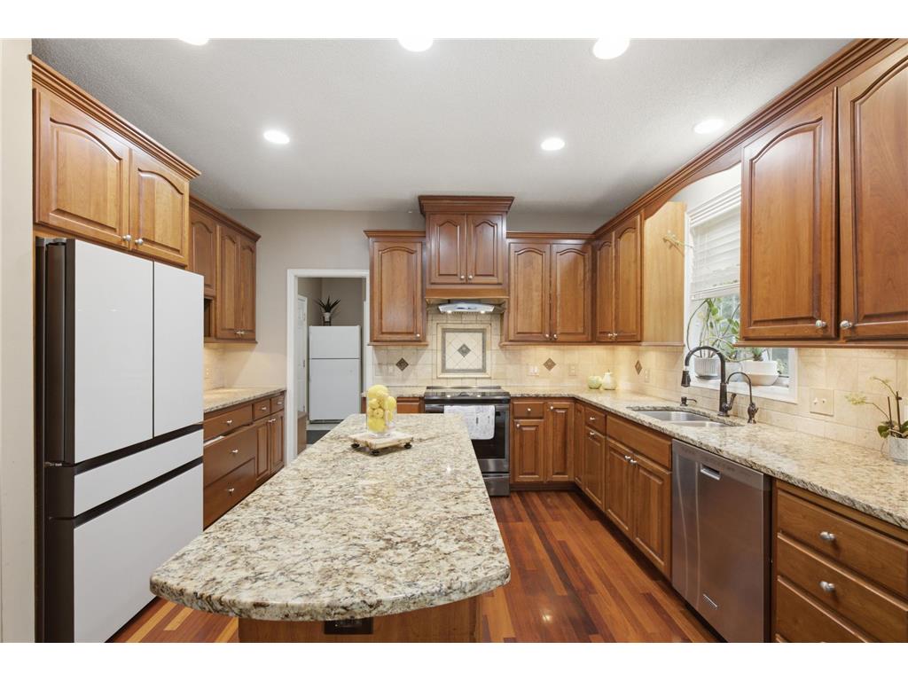 15016 Viewcrest Lane Burnsville MN 55306 7109802 image24