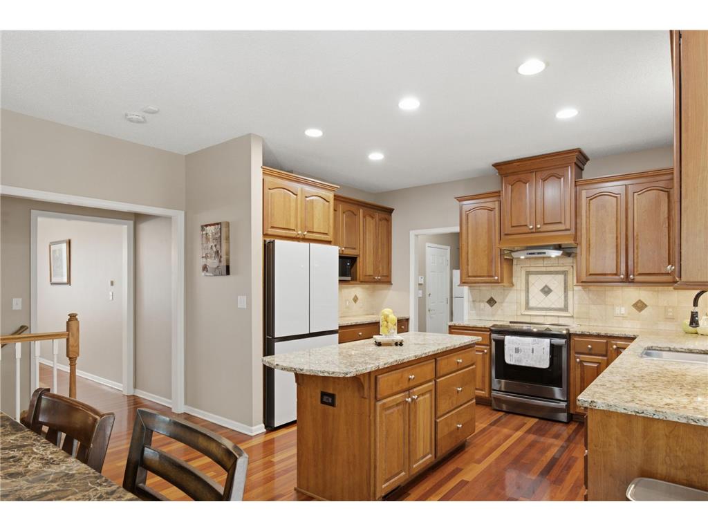 15016 Viewcrest Lane Burnsville MN 55306 7109802 image25