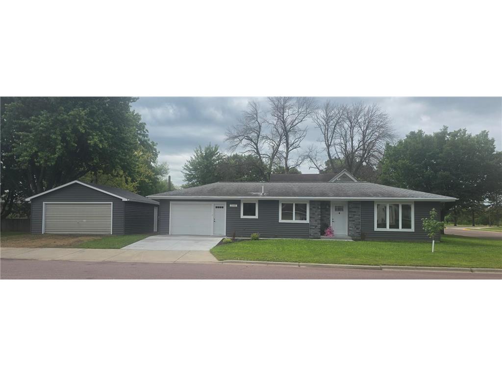 1502 2nd Avenue Mountain Lake MN 56159 7100619 image1