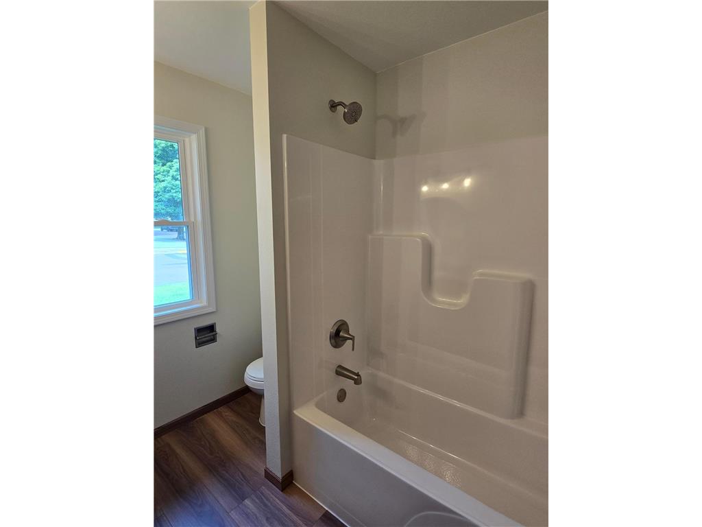1502 2nd Avenue Mountain Lake MN 56159 7100619 image11
