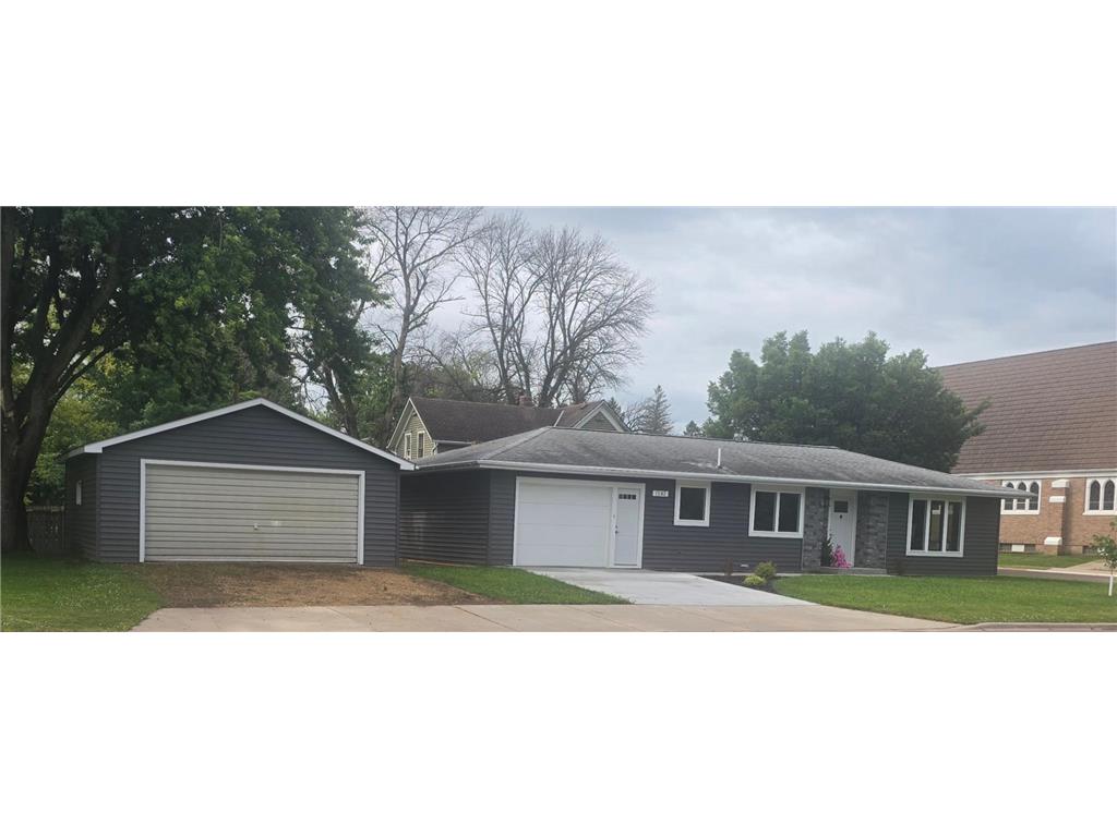 1502 2nd Avenue Mountain Lake MN 56159 7100619 image2