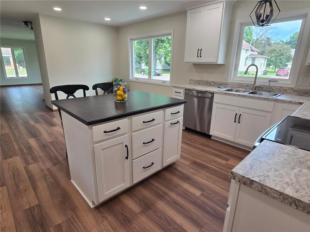 1502 2nd Avenue Mountain Lake MN 56159 7100619 image4