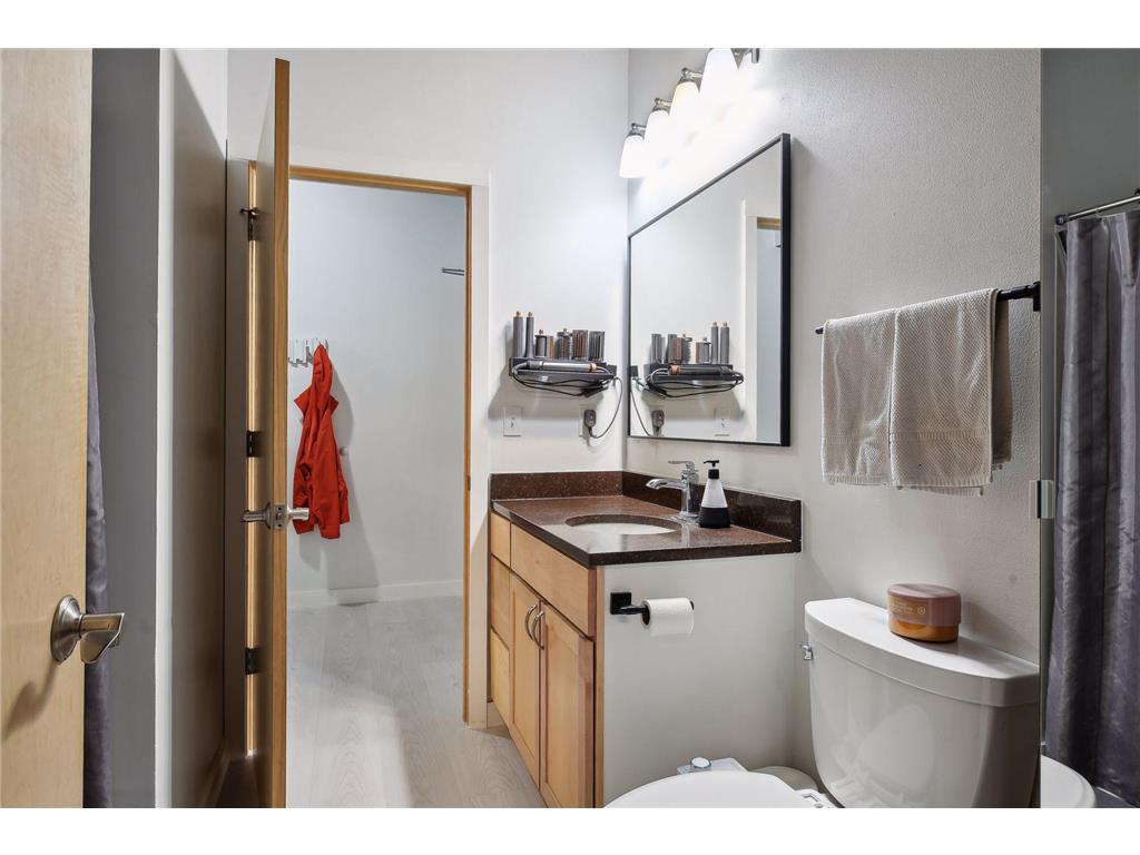 1502 5th Street N #303 Hopkins MN 55305 7077797 image17