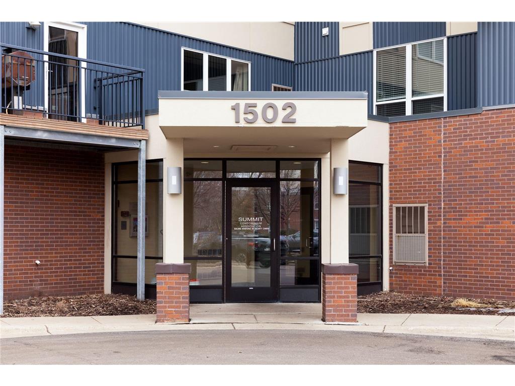 1502 5th Street N 413, Hopkins, MN, 55305 MLS 6162125 Edina Realty