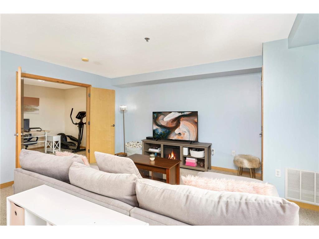 1502 5th Street N #702 Hopkins MN 55305 7065585 image10