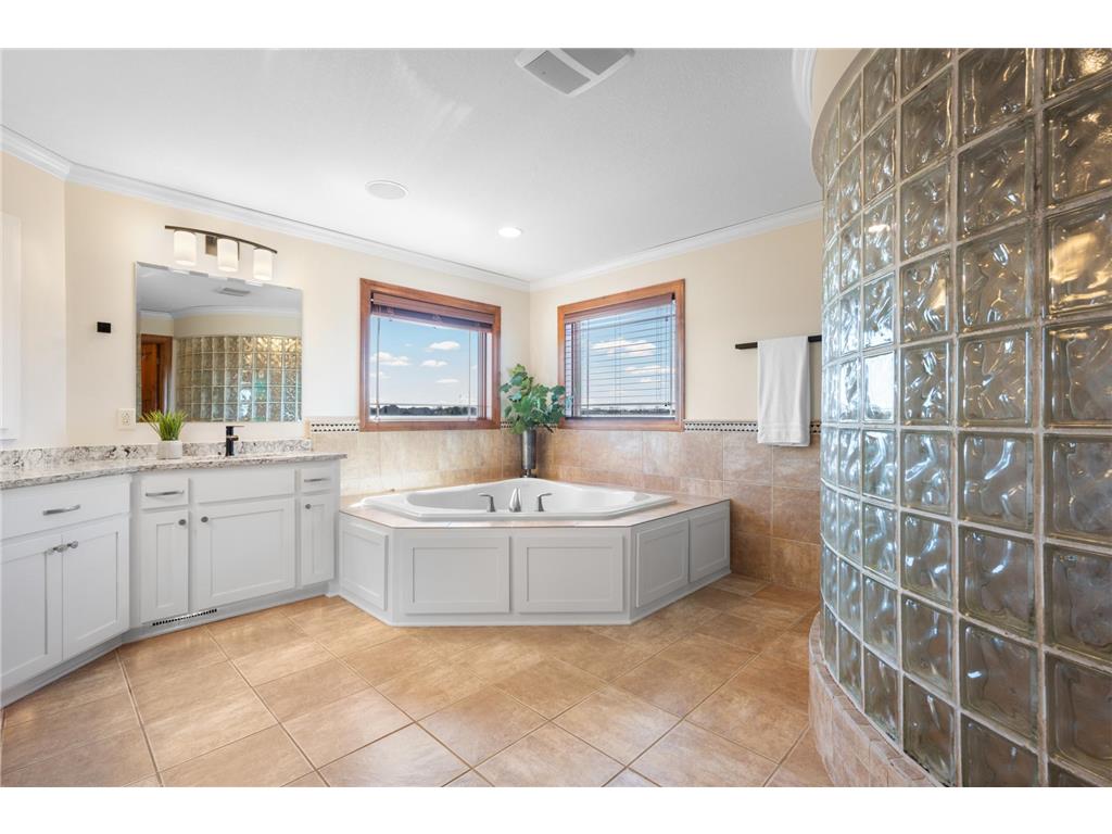 1502 Epperstone Enclave Byron MN 55920 6822985 image38