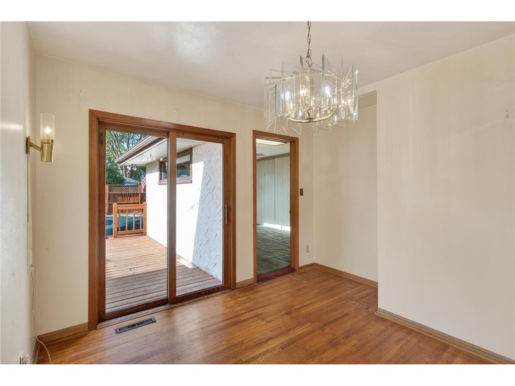 1502 Sherren Avenue E Maplewood MN 55109 7081635 image10