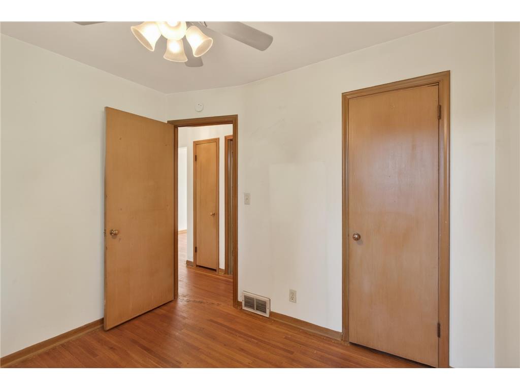 1502 Sherren Avenue E Maplewood MN 55109 7081635 image16