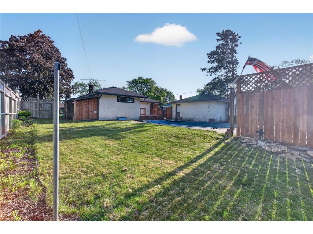 1502 Sherren Avenue E Maplewood MN 55109 7081635 image23
