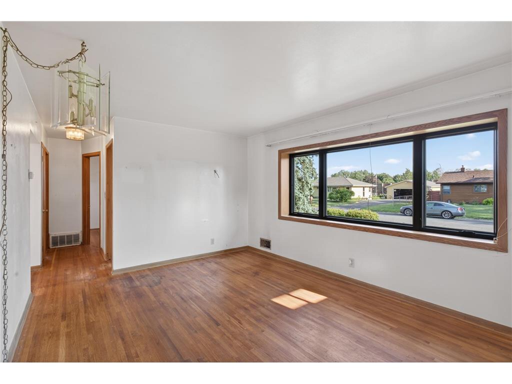 1502 Sherren Avenue E Maplewood MN 55109 7081635 image7