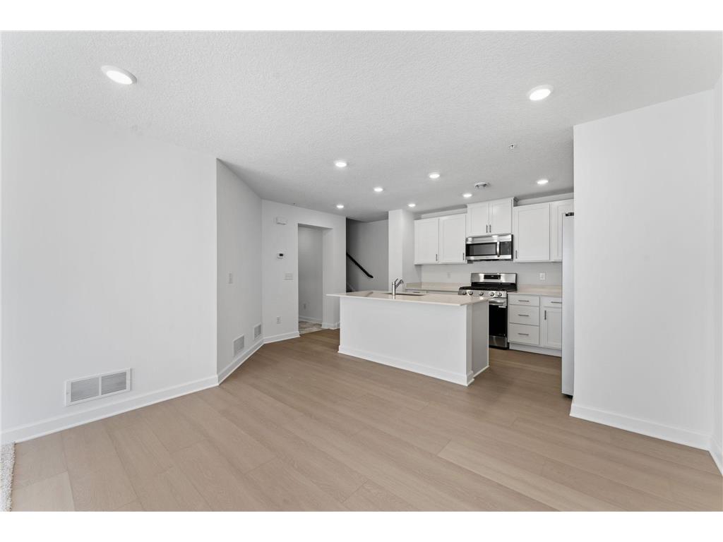 15021 Adare Way Rosemount MN 55068 7077832 image3