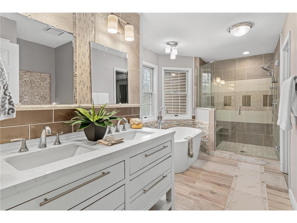 15024 Windemere Lane Burnsville MN 55306 7032259 image6