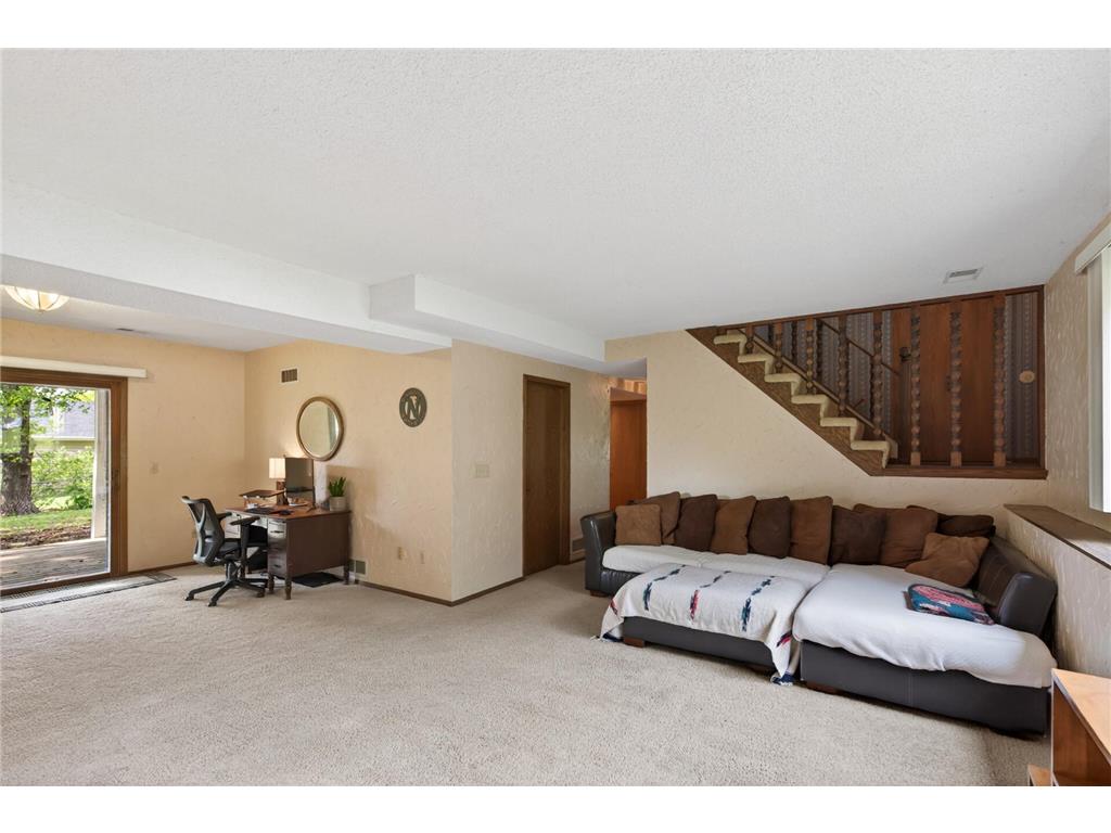 15026 Chestnut Drive Burnsville MN 55306 7080608 image19