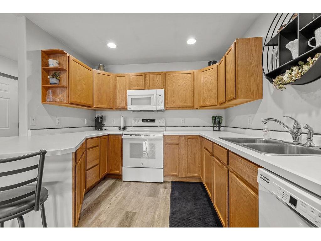1503 16th Street NW #B Minot ND 58703 7066243 image10