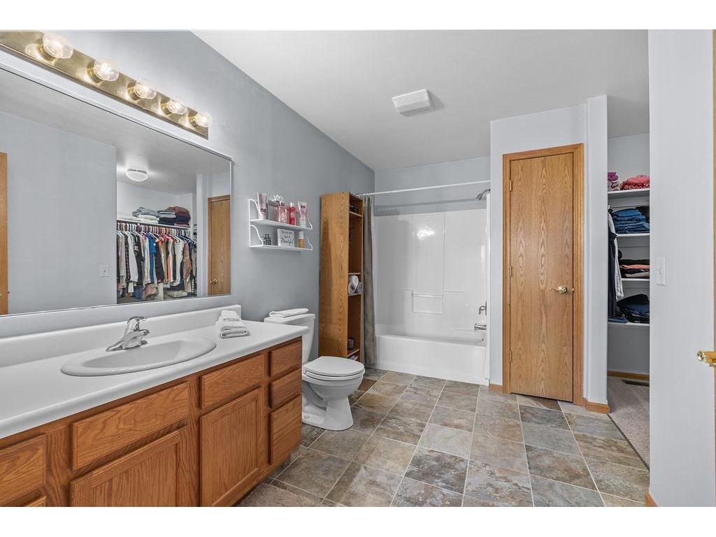 1503 16th Street NW #B Minot ND 58703 7066243 image19