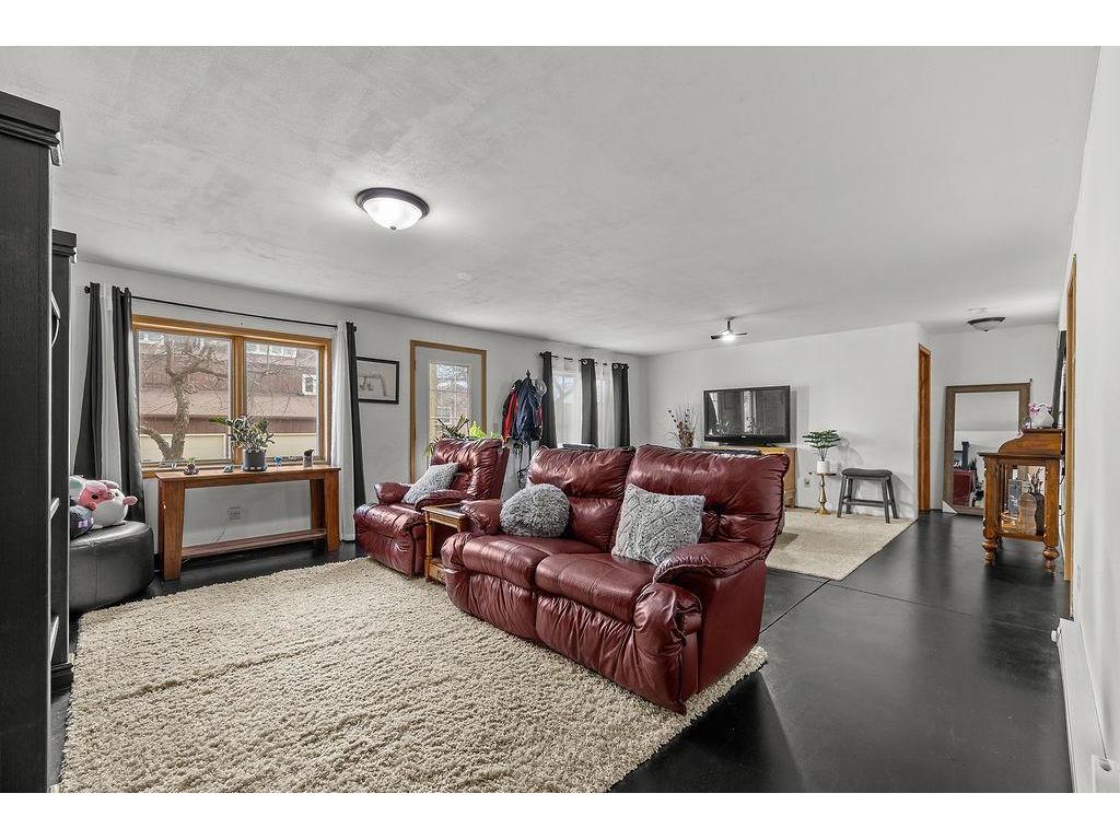 1503 16th Street NW #B Minot ND 58703 7066243 image21
