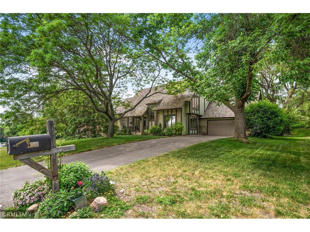 1503 Briarknoll Drive, Arden Hills, MN, 55112 MLS 6385587 Edina Realty