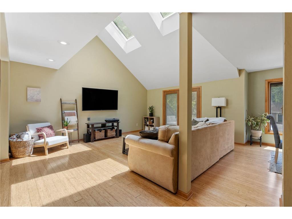 15034 Chestnut Drive Burnsville MN 55306 7073245 image6
