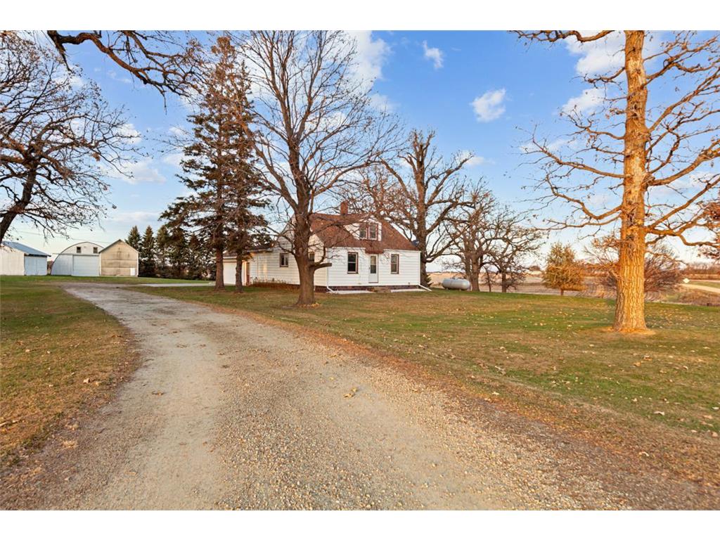15035 355th Avenue Waseca MN 56093 6816127 image1