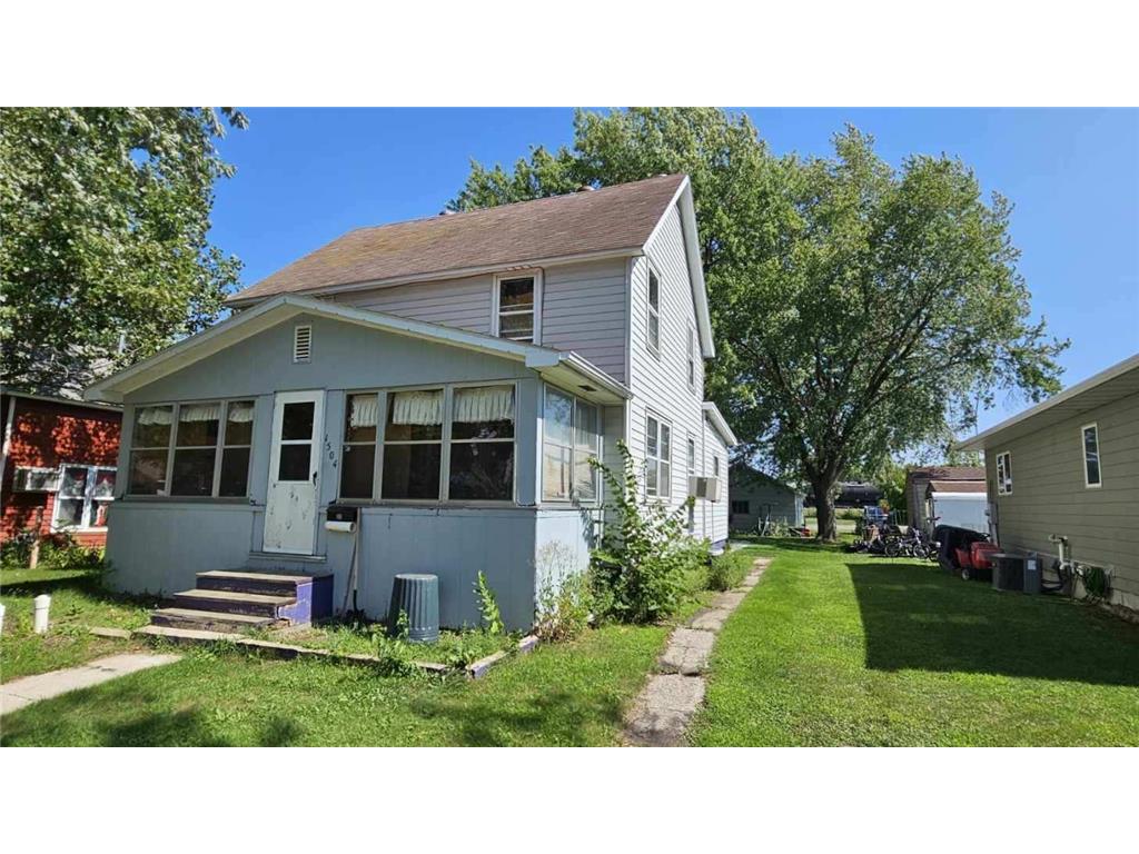 1504 2nd Avenue Worthington MN 56187 6422227 image1