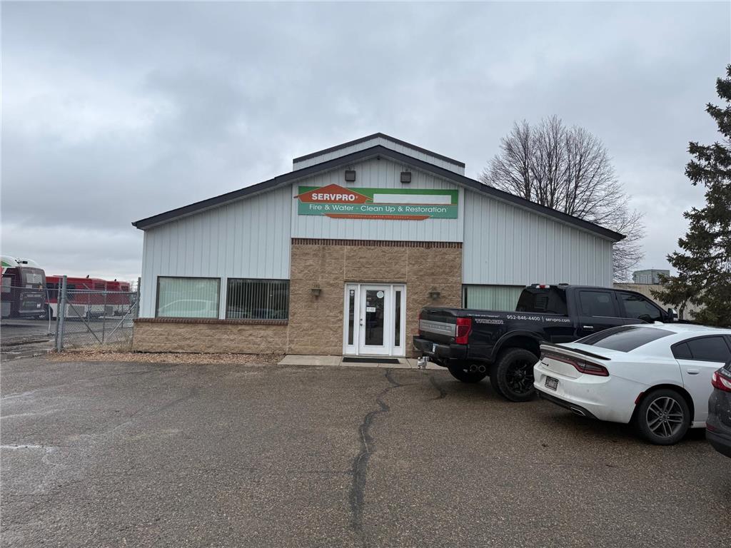 1504 30th Street NW Faribault MN 55021 7040055 image1