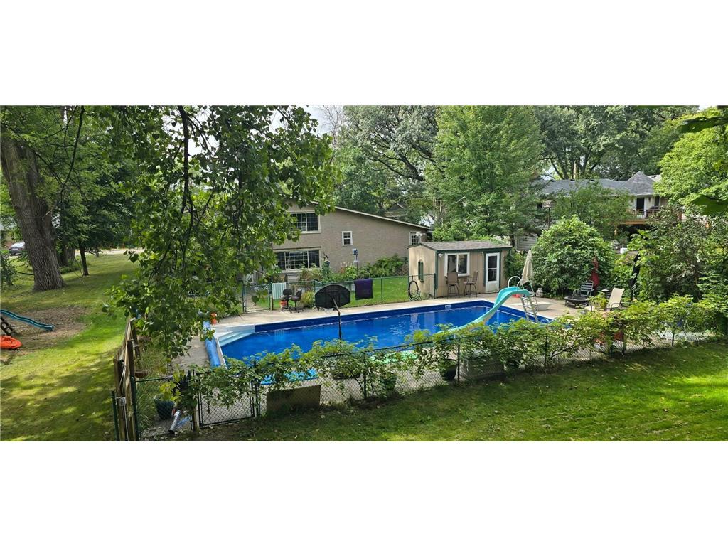 1504 Crystal Lake Road E Burnsville MN 55306 - Crystal 7088518 image2