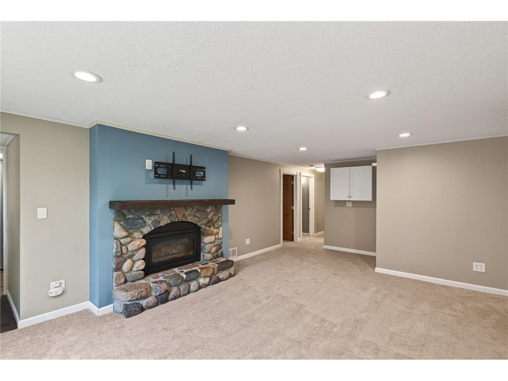 1504 Crystal Lake Road E Burnsville MN 55306 - Crystal 7088518 image21