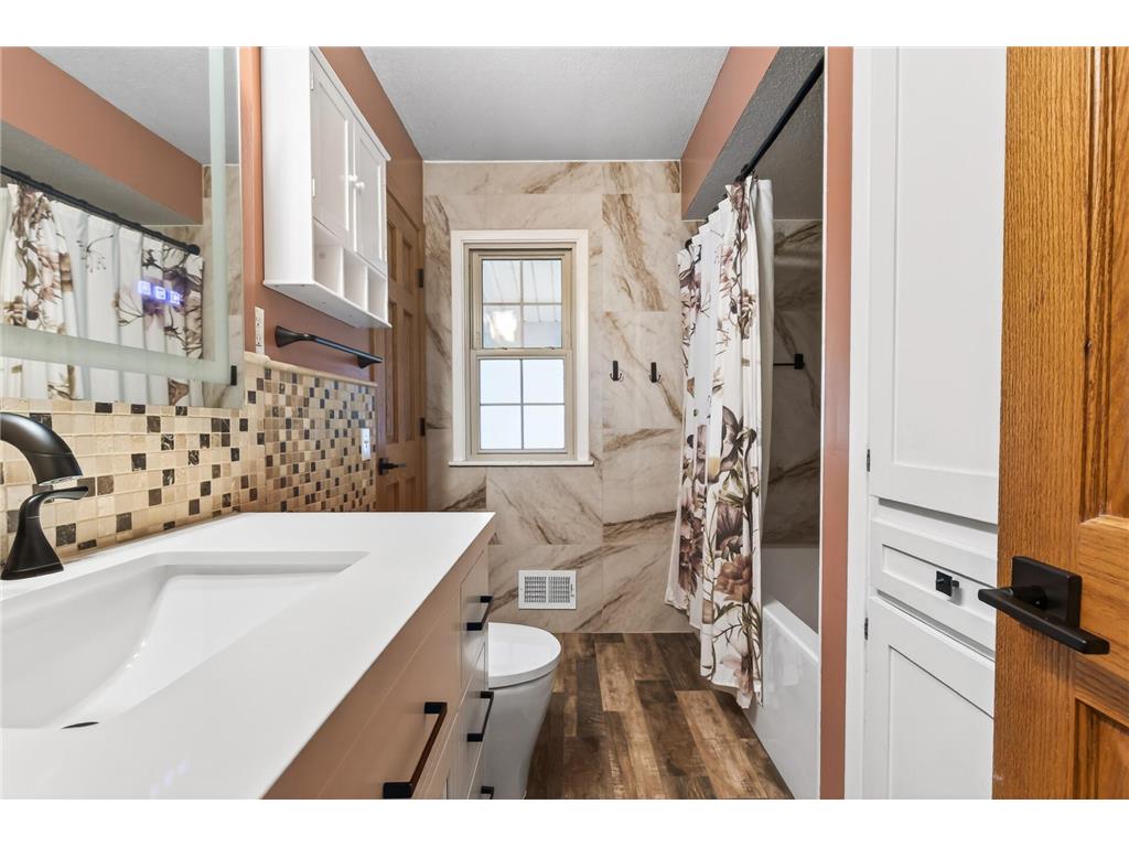 1504 Crystal Lake Road E Burnsville MN 55306 - Crystal 7088518 image26
