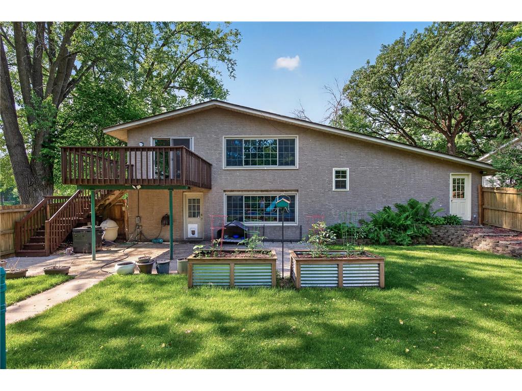 1504 Crystal Lake Road E Burnsville MN 55306 - Crystal 7088518 image3