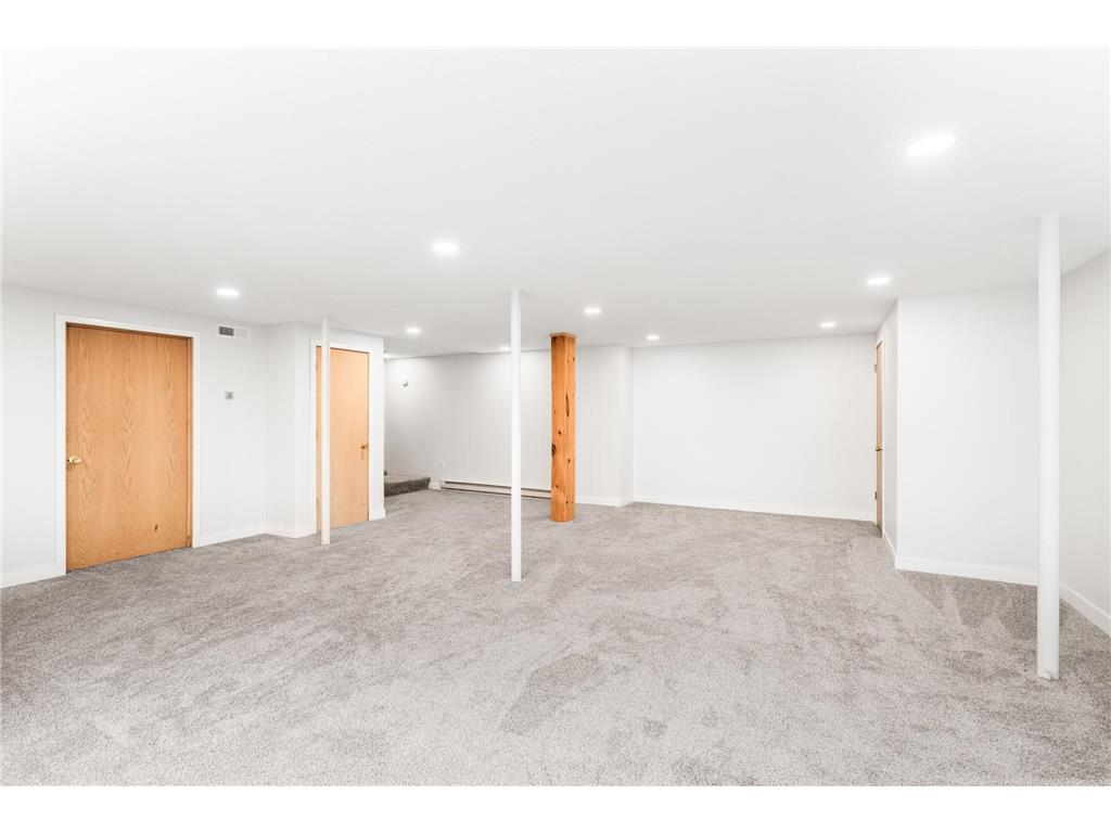 1504 Minneapolis Avenue Duluth MN 55803 7064637 image47